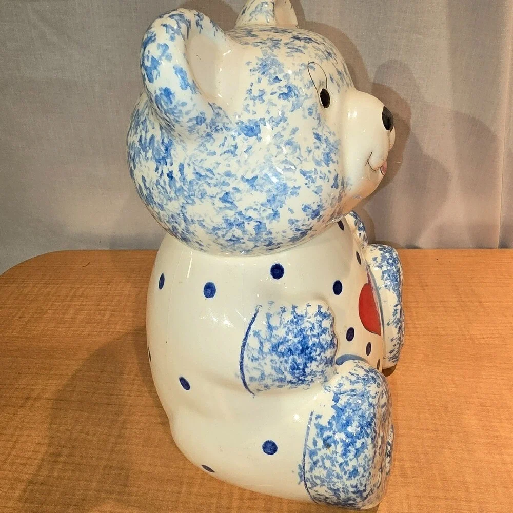 Vintage Weiss Sponge-ware Bear Cookie Jar Heart Made in‎ Brazil Hand Painted